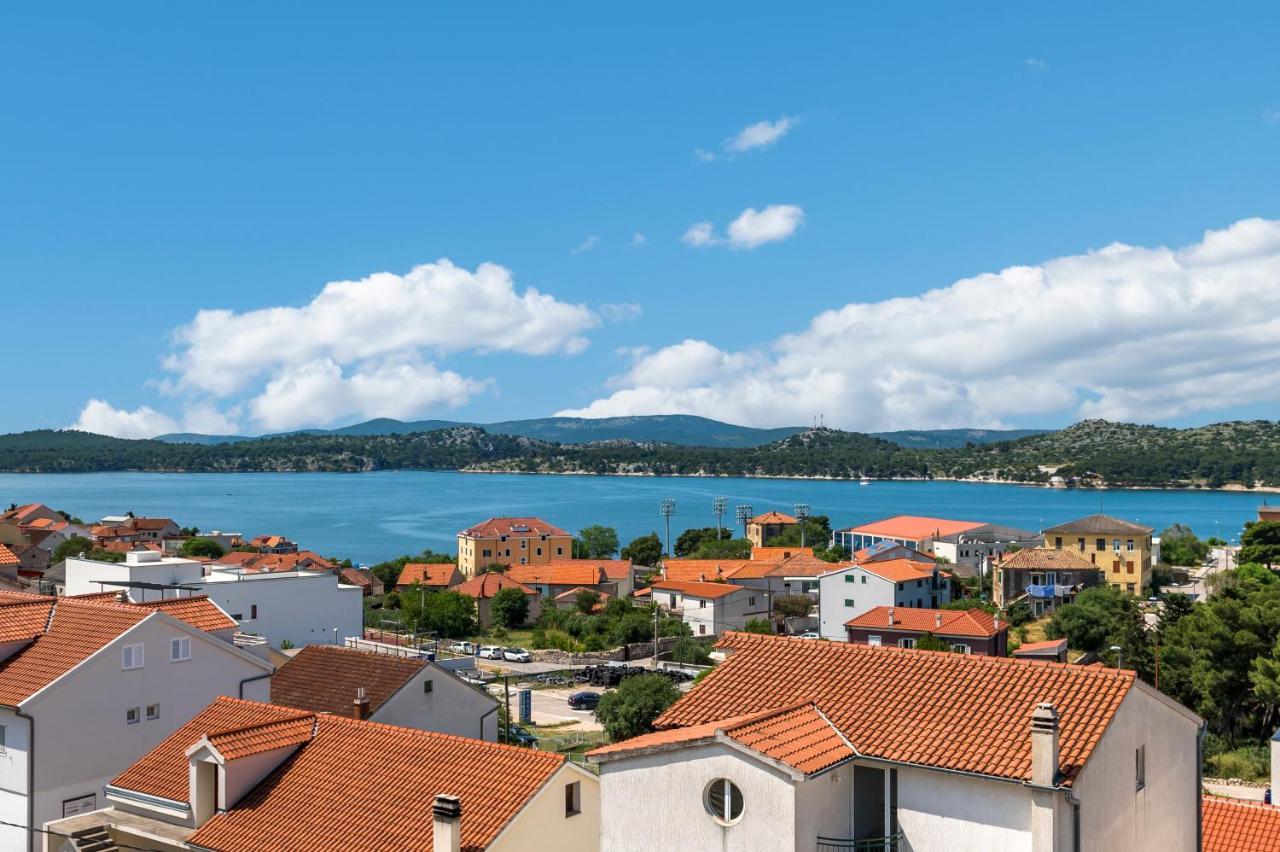 Abi Attic Apartment Šibenik Eksteriør billede